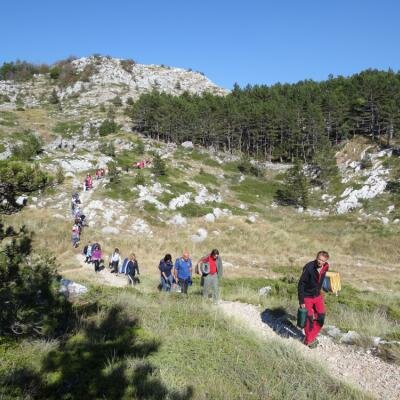 Účastníci léčebného semináře v pohoří Biokovo