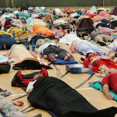 Účastníci léčebného rituálu se v této fázi noří již velmi hluboko a léčivá energie v nich velmi intenzivně pracuje. Neodstraňuje jen příčiny chorob a neduhů, ale i příčiny jakýchkoliv jiných životních omezení a svízelných životních situací