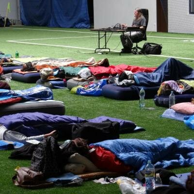 PCH pracuje s lidmi ve sportovní hale na Turzovce a využívá ke své práci silnou energii této zóny.