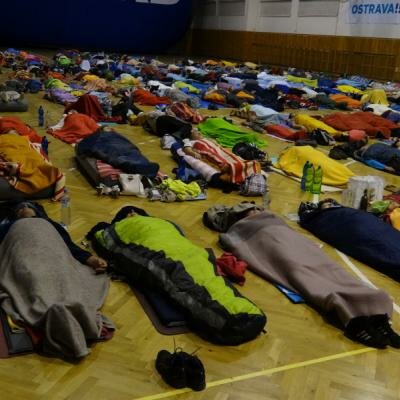 Během každé hlubinné léčebné meditace pracuje PCH s energií v sále - nejen se speciálními sugescemi.
