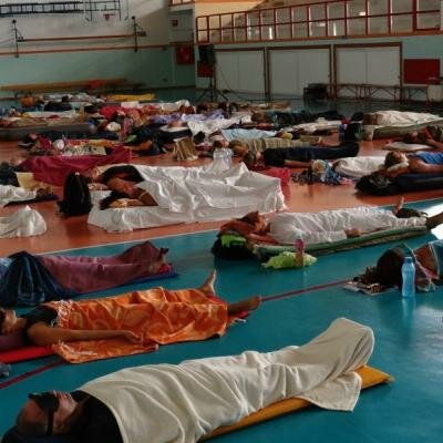 PCH využívá během své terapeutické práce často šamanské techniky. Nepředstavujme si ale pod tímto pojmem povrchní New Age křepčení či napodobování cizí kultury. Jedná se o techniky založené na hluboké relaxaci, velmi účinná dechová cvičení používaná