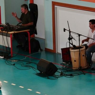 PCH dostává účastníky léčebných meditací v Itálii do velmi hlubokých transformujících stavů.Jelikož zde používá především andské léčebné techniky, jako zvukový doprovod jsou někdy použity bubny, které obsluhuje indiánský hudebník Jaime.